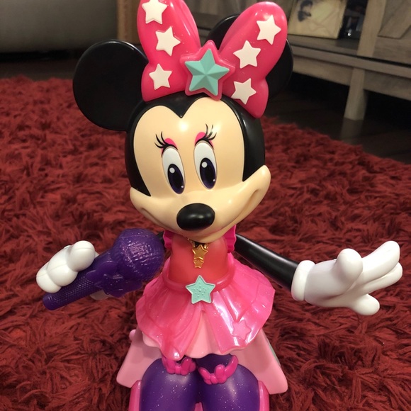 disney minnie mouse pop superstar minnie